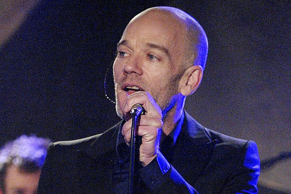 Michael Stipe Recalls Impact of ‘Losing My Religion’ Onstage