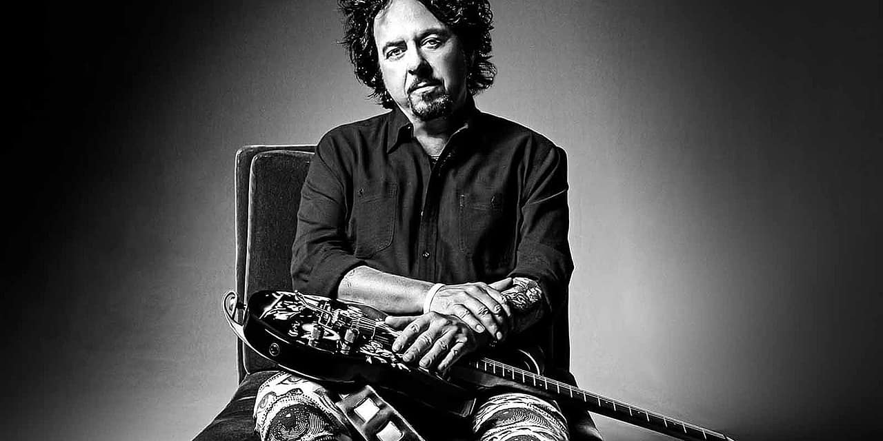 Hear Steve Lukather’s New Song With Ringo Starr, ‘Run to Me’
