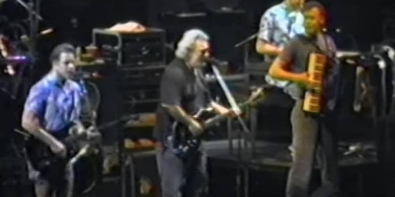 30 Years Ago: Bruce Hornsby Plays His First Grateful Dead Show