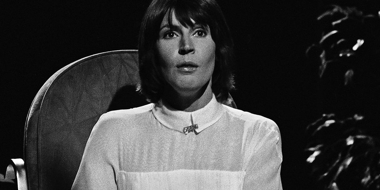 Helen Reddy, ‘I Am Woman’ Singer, Dies at 78