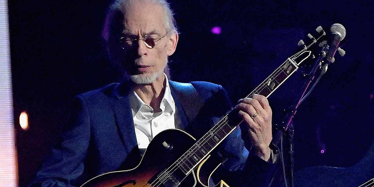 Steve Howe on New Yes Live LP, Feeling ‘Competitive’ With Genesis