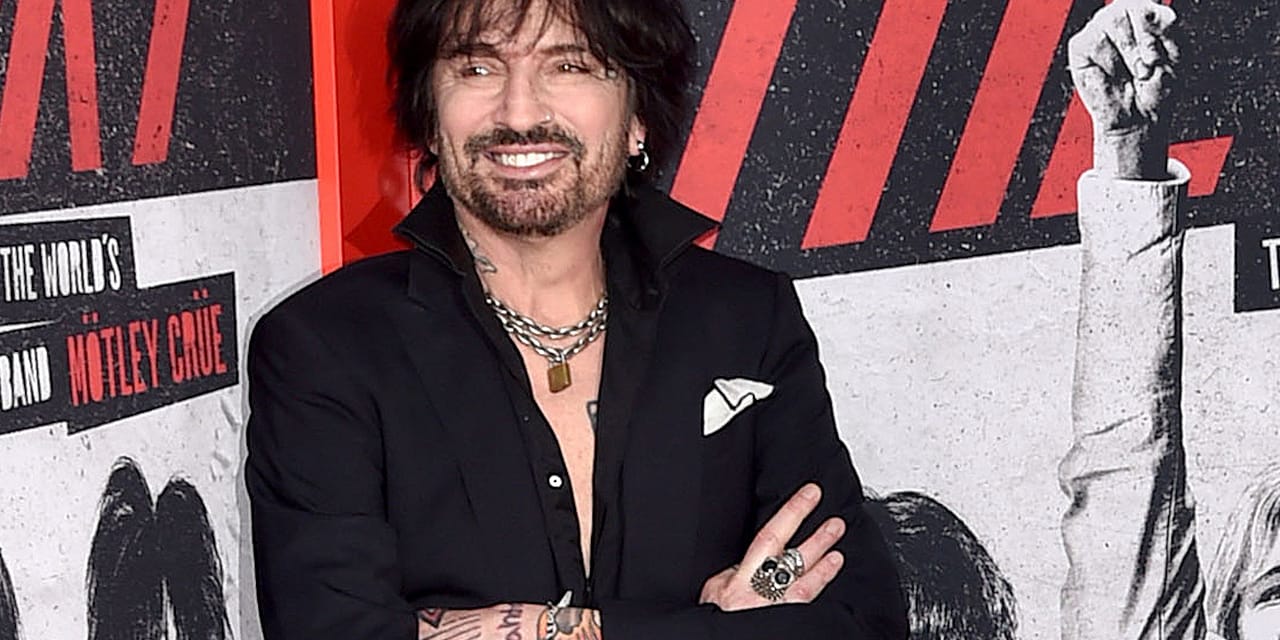 Tommy Lee Drank ‘Two Gallons’ of Vodka a Day Prior to Rehab
