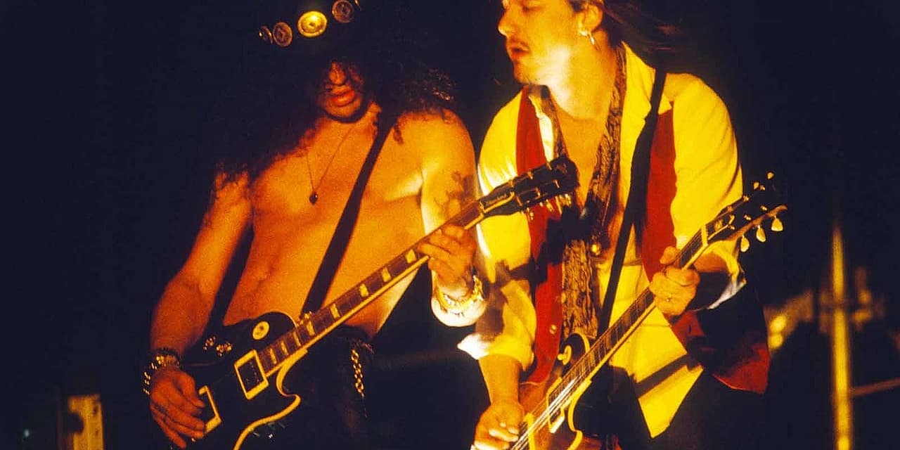 When Grunge Fans Made Slash a Joking Matter