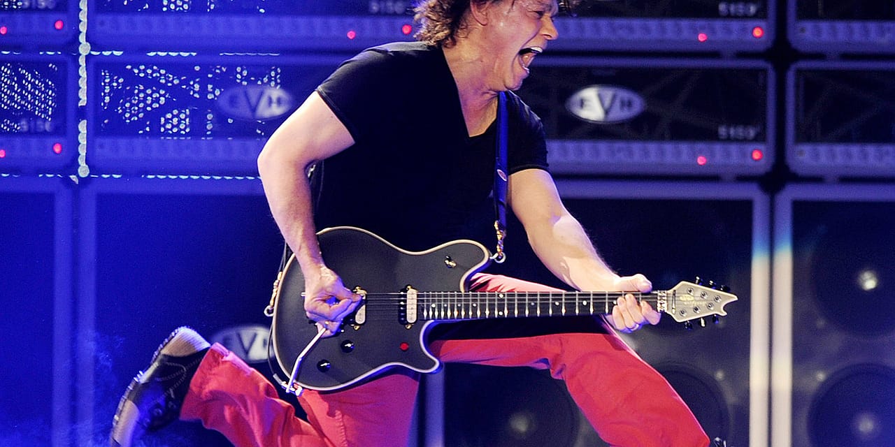 Eddie Van Halen’s Guitar Tech Explains That ‘Jump’ Disaster