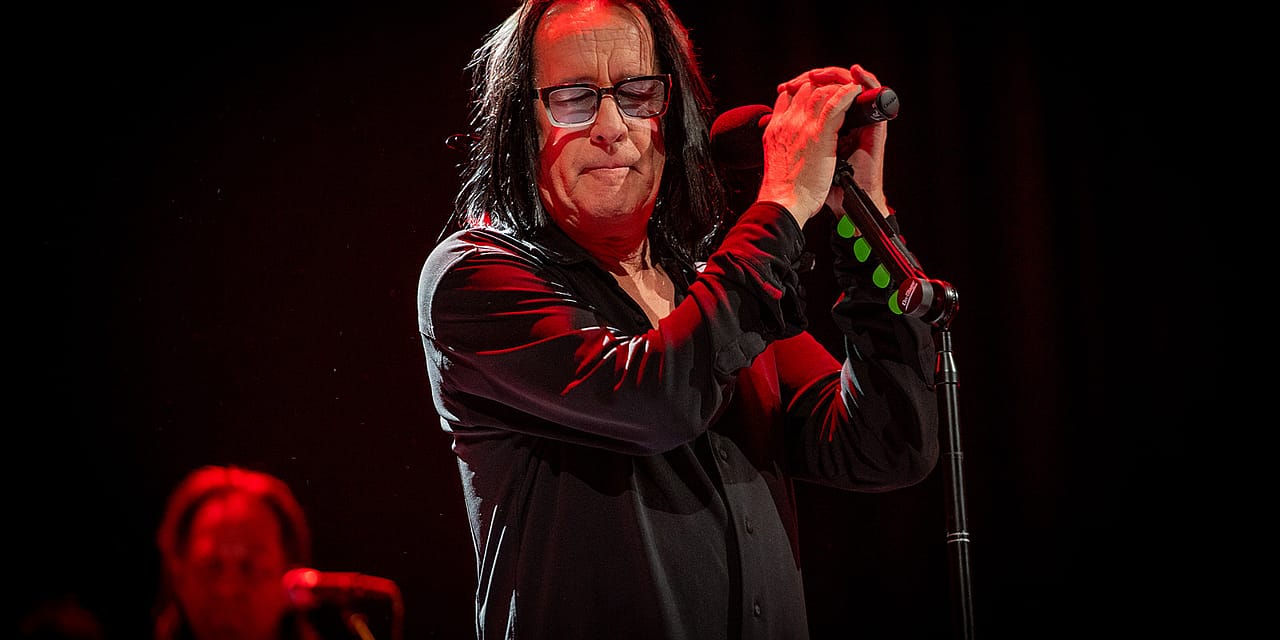 Todd Rundgren Raises Virtual-Concert Bar: Show Review