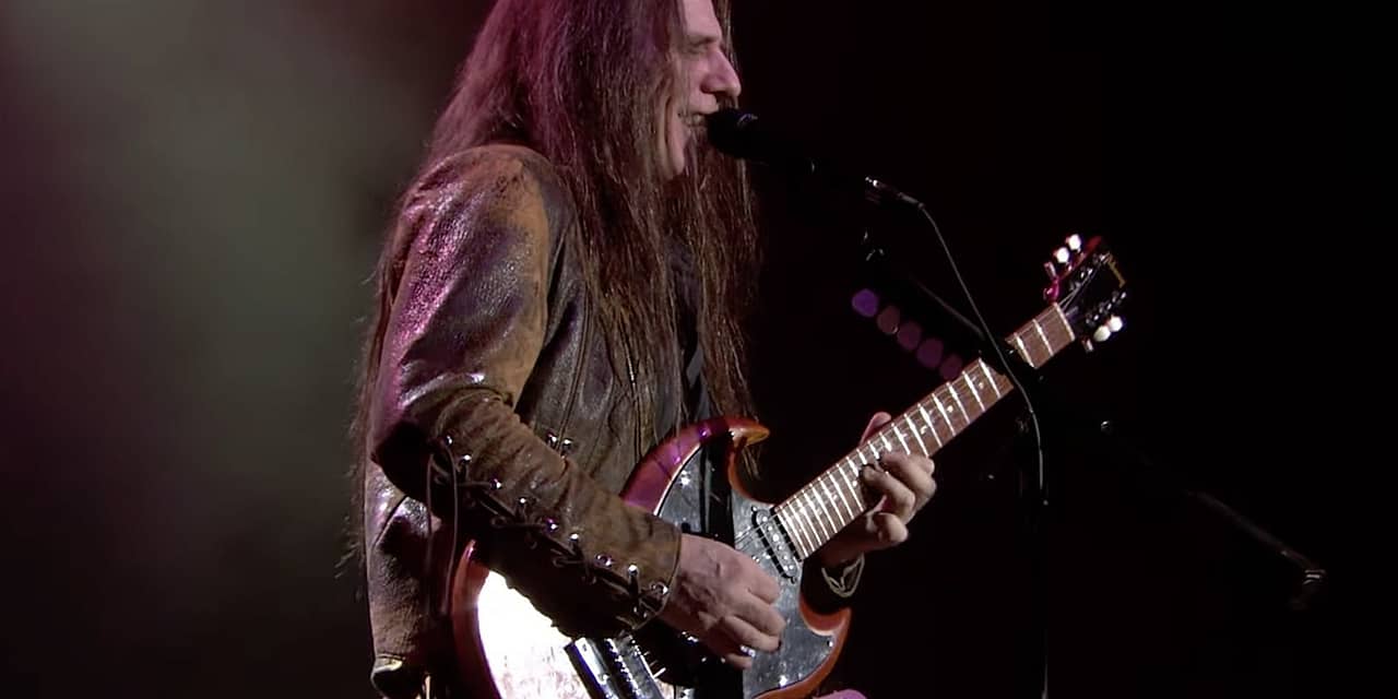 Mahogany Rush’s Frank Marino Announces Retirement From Touring