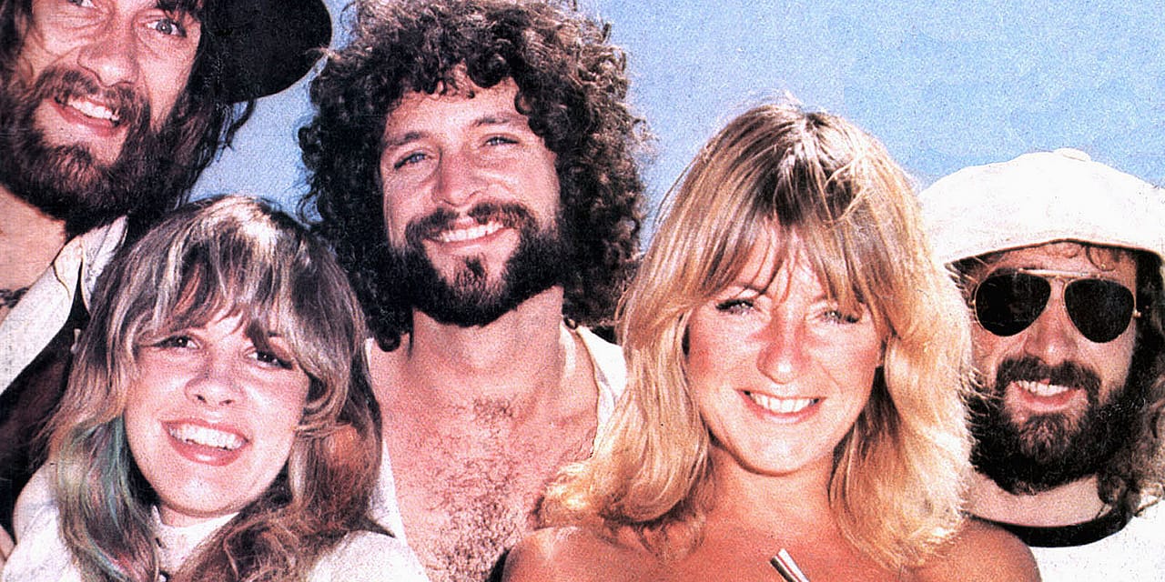 The Call Lindsey Buckingham Made Before Joining Fleetwood Mac