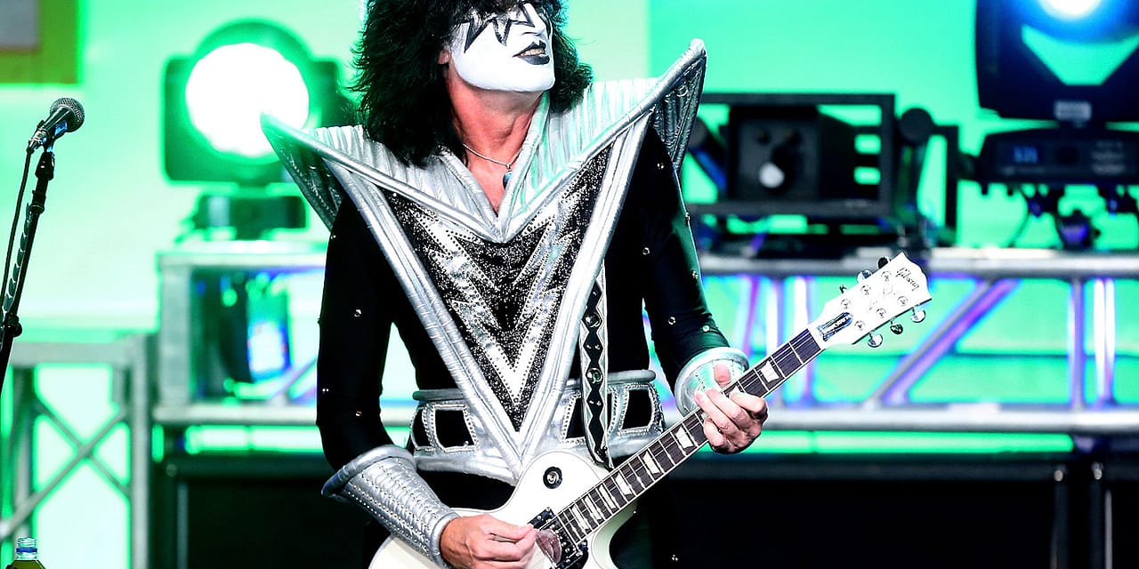 Tommy Thayer Sells Southern California Home for $2.7 Million