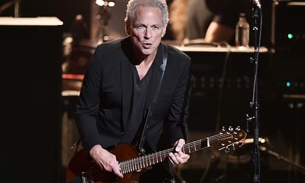 Lindsey Buckingham ‘Fine’ with Fleetwood Mac ‘Covers Band’ Lineup