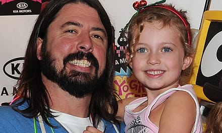 When Dave Grohl Took Grammys to His Daughter’s School