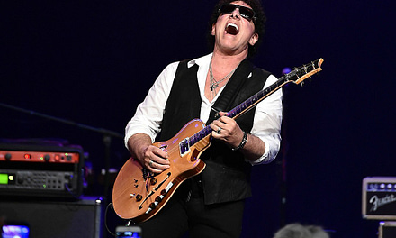 Journey’s Neal Schon to Auction Off More Than 100 Guitars